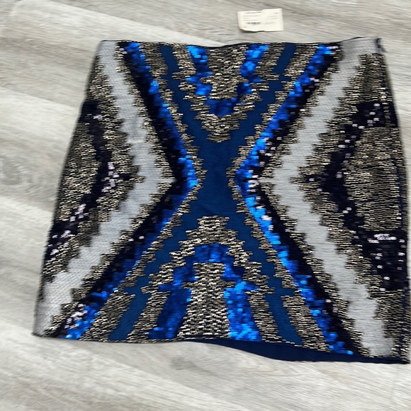 Women’s sequin skirt / never worn / still has tags / ruby & Jenna - Picture 1 of 2